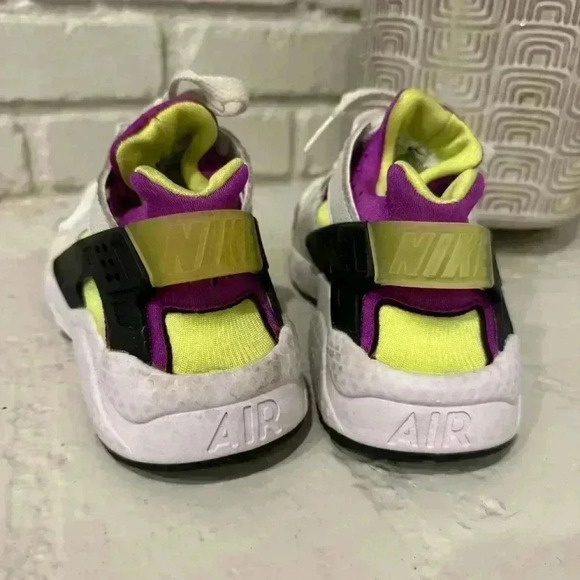 NIKE Air Huarache Run "Magenta 2021" sneakers women’s 6 - Picture 7 of 8